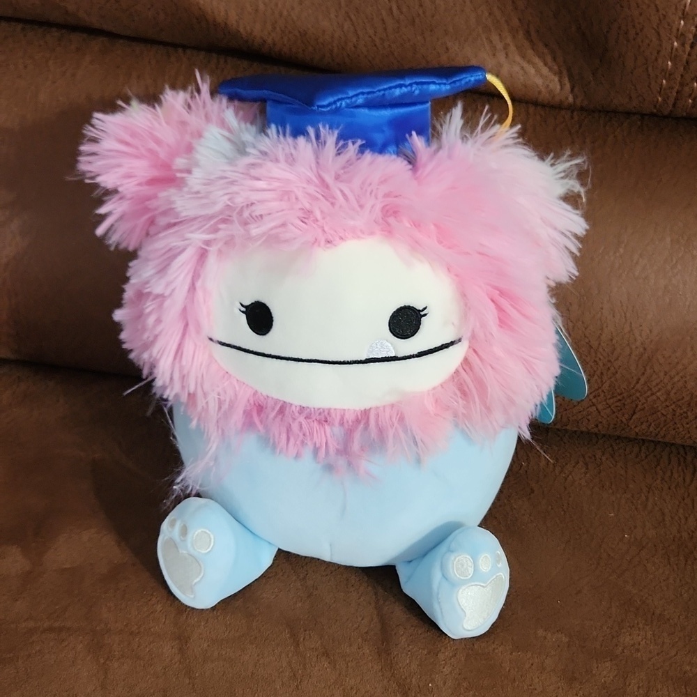 Squishmallows Zozo graduation Bigfoot new nwt